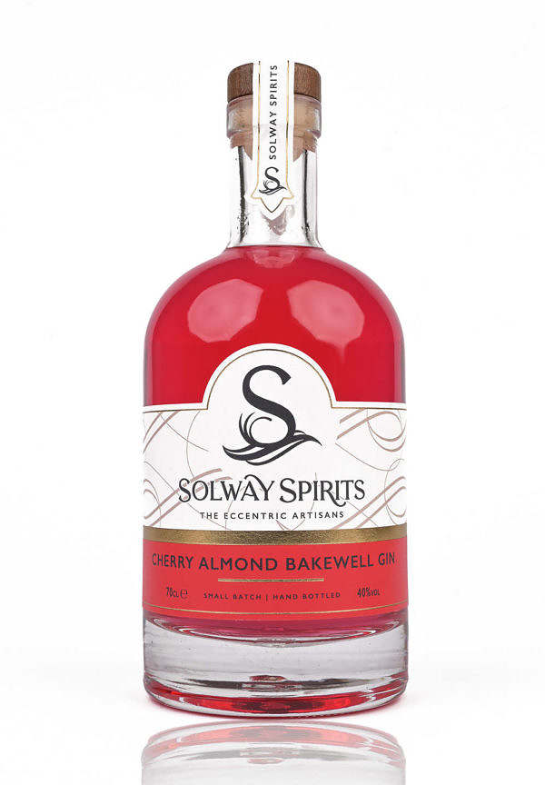 Solway Cherry Almond Bakewell Gin (70cl)